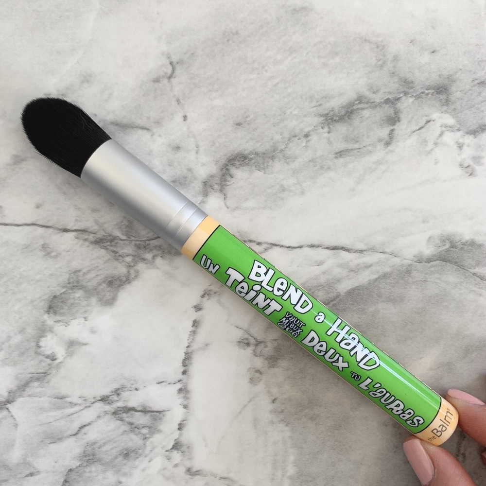 The Balm Blend a Hand Brush
